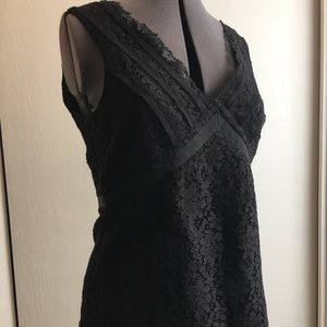 Saks 5th Avenue black lace sleeveless blouse